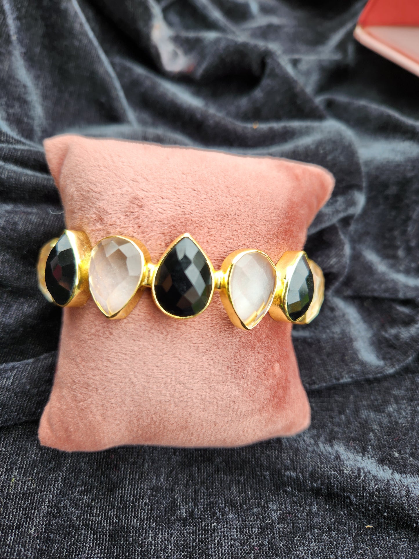 Teardrop Treasure bracelet