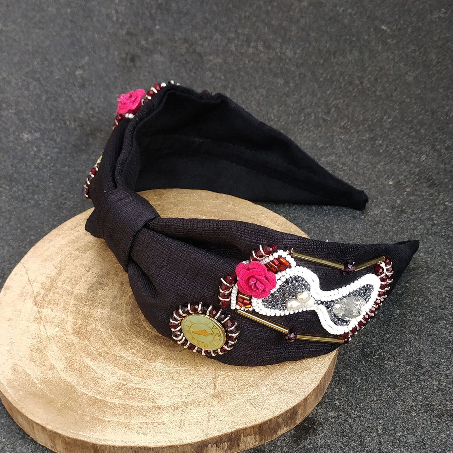 Black Hourglass Hairband