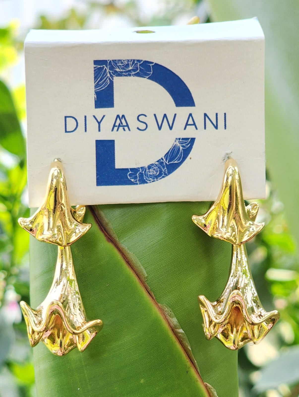 Golden Trumpet Flower Earrings