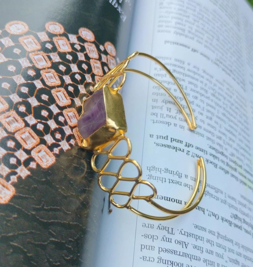 Honeycomb cuff