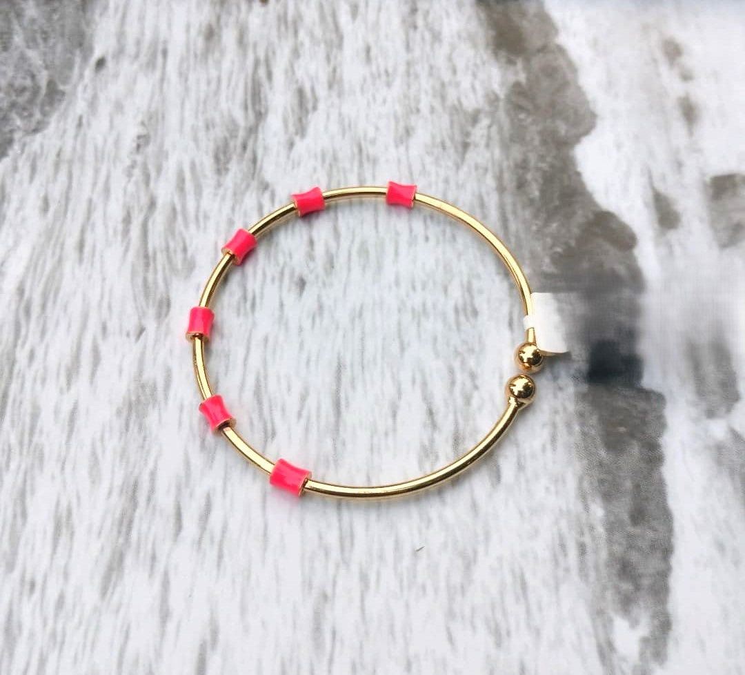 Chic Pink Element Bangle