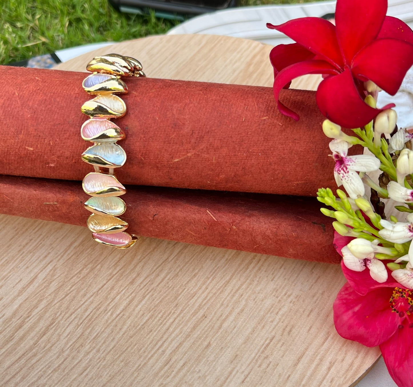 Colorful Petal Stretch Bracelet