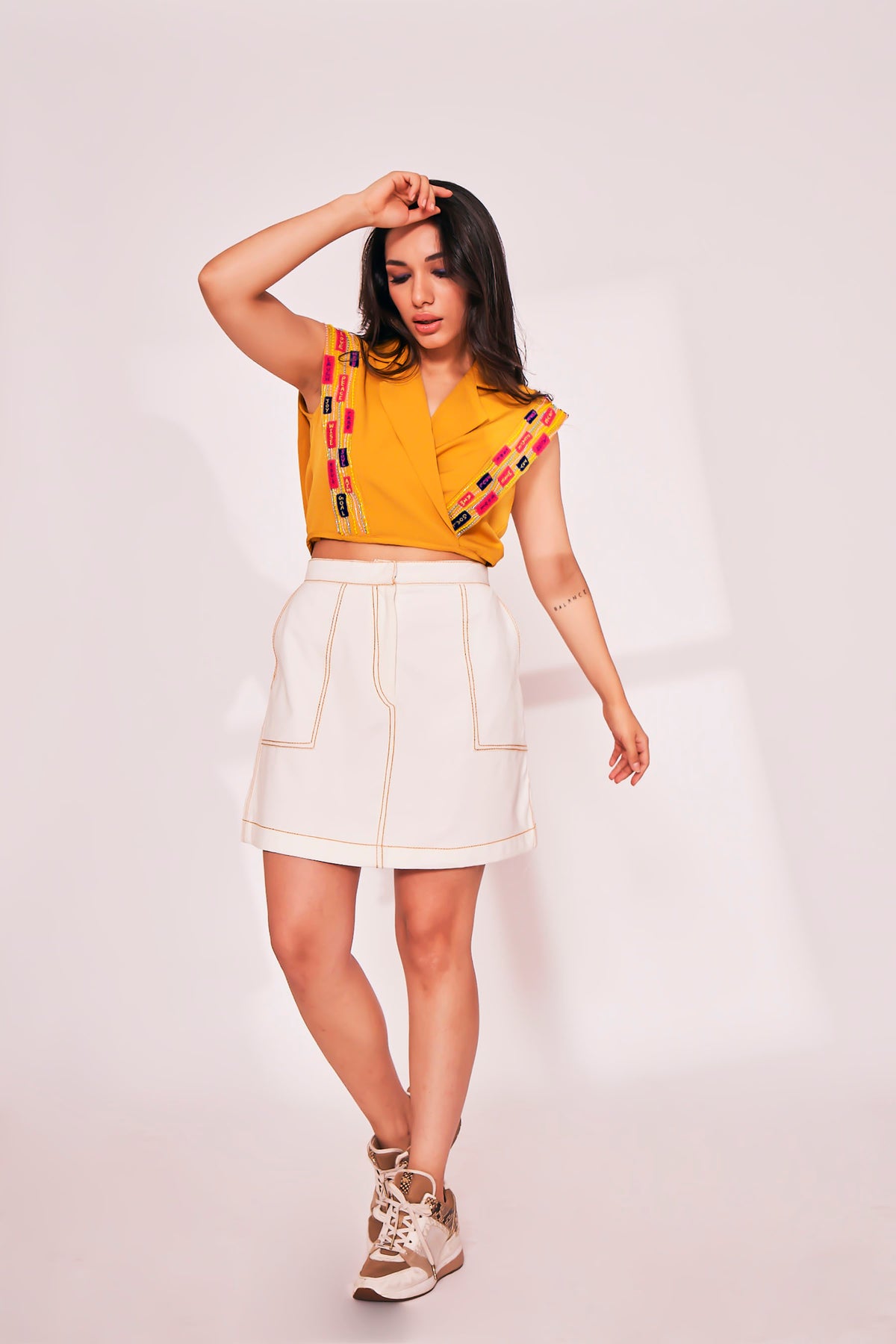 YELLOW APPLIQUE SET