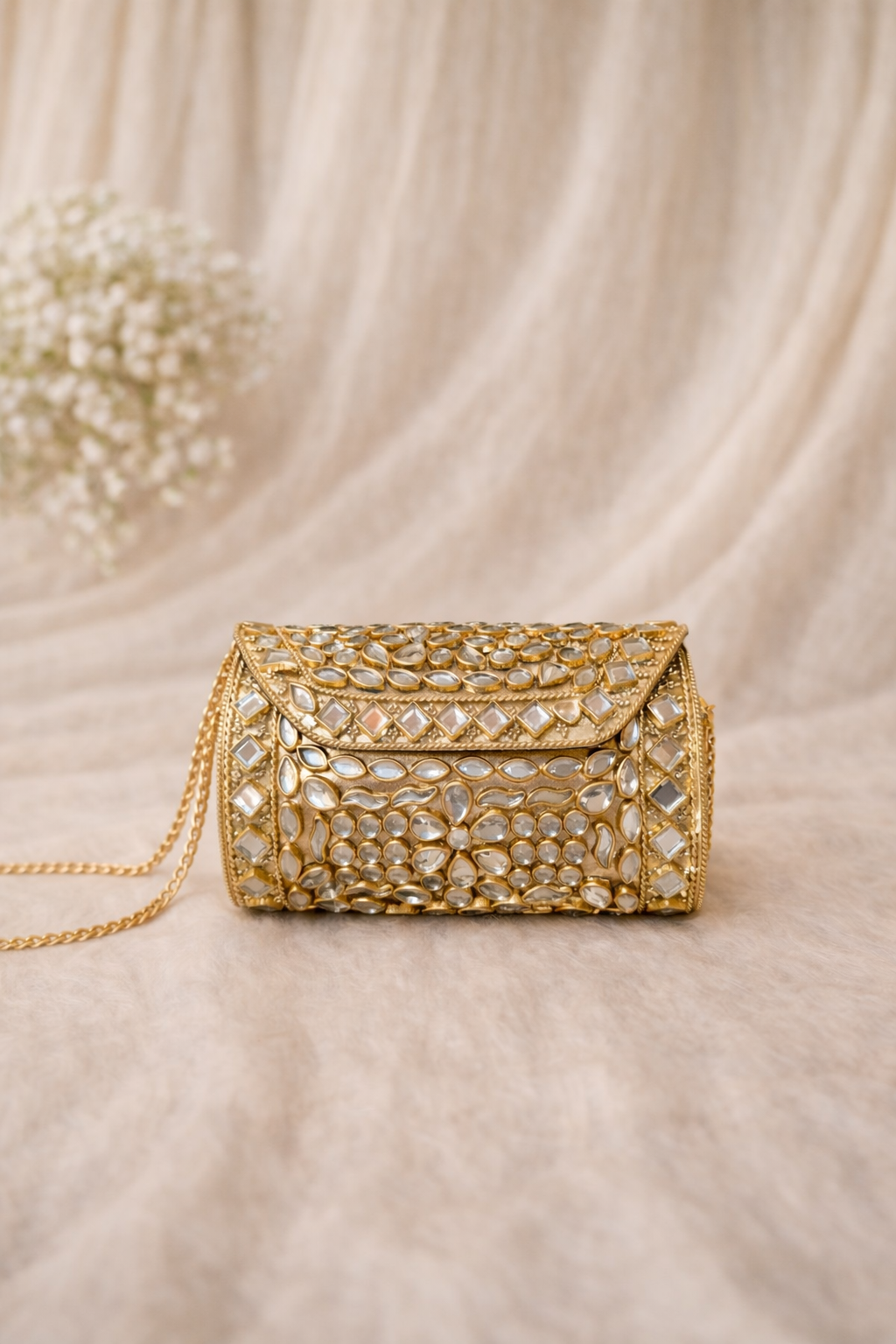 Aafreen Kundan Luxe Clutch