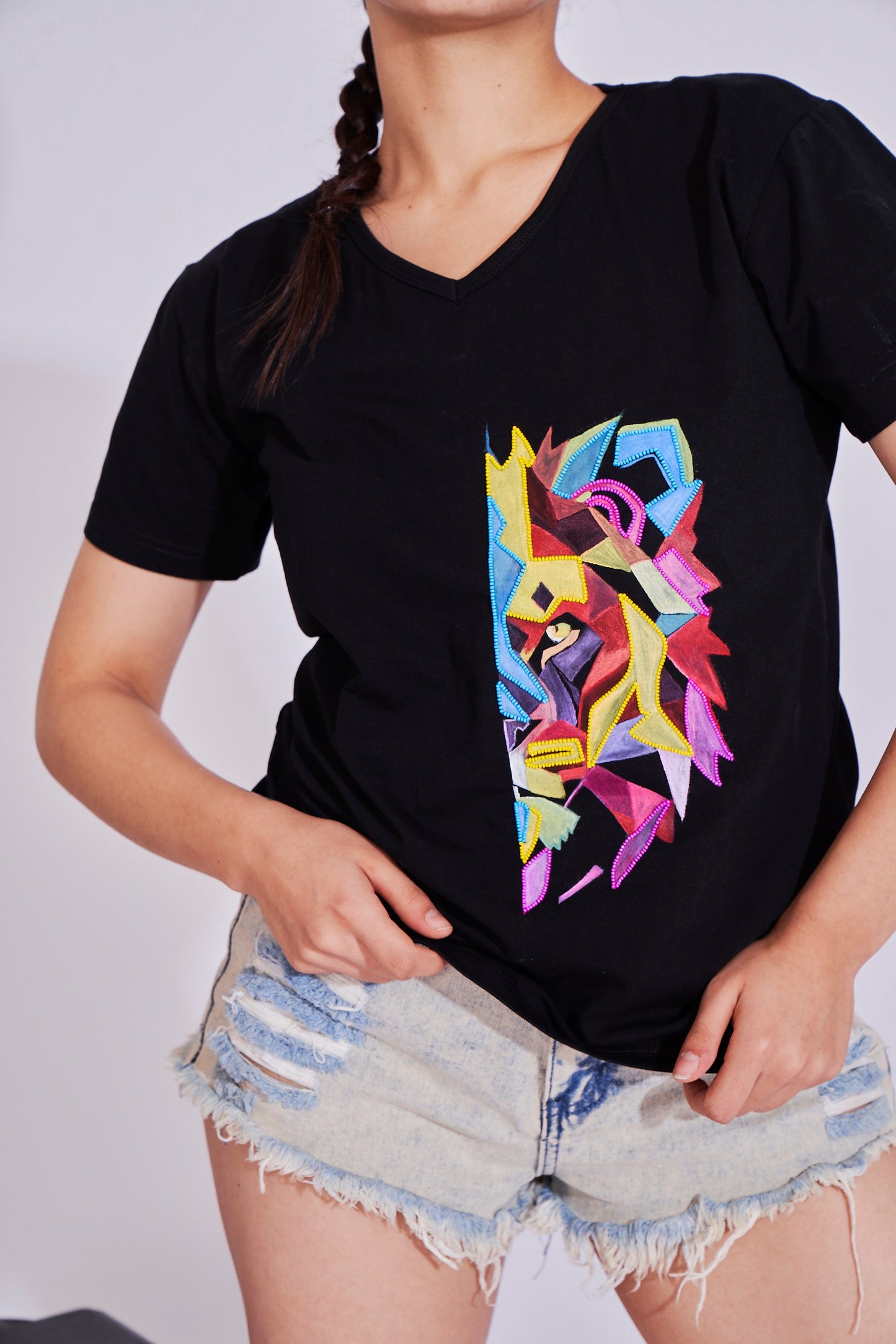LION HAND PAINTED T-SHIRT