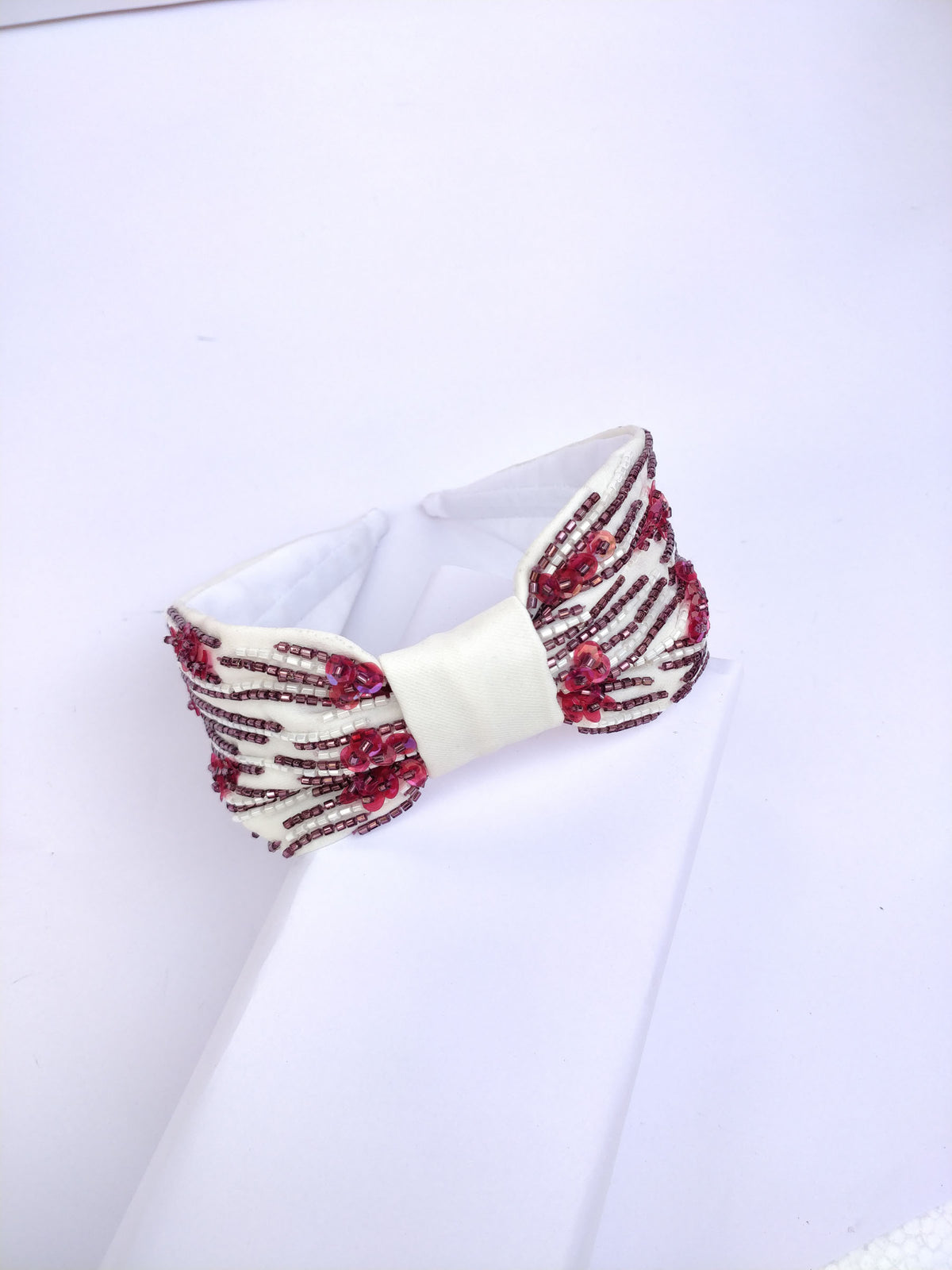 Abstract Roots In White Hairband Cum Bandana