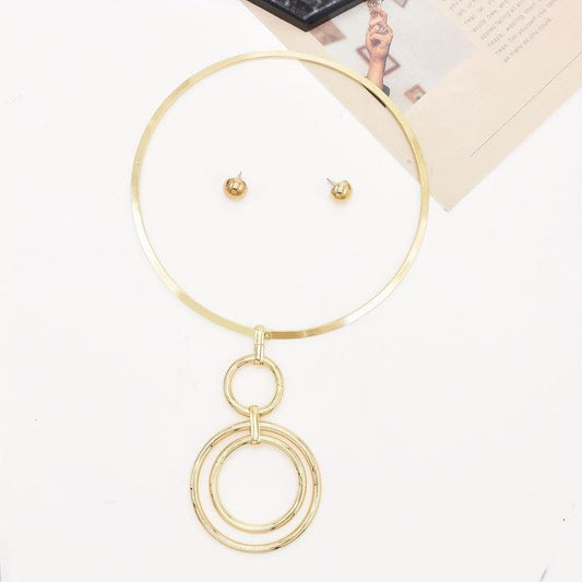 Interlocking Circle Pendant Choker