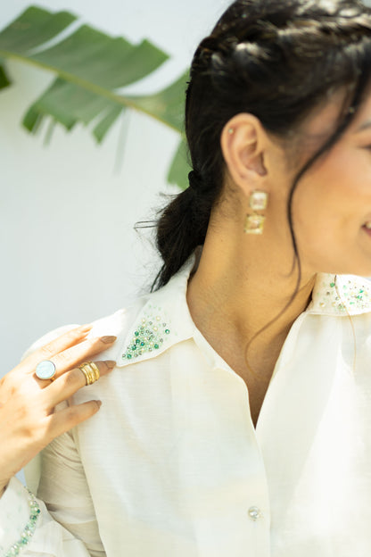 WHITE PEARL DETAILED SHIRT