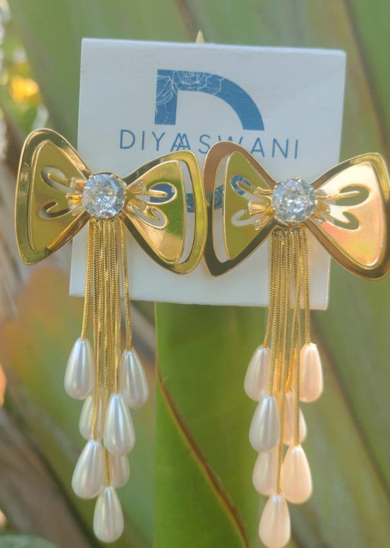 Bow Earrings with Pearl Tassel