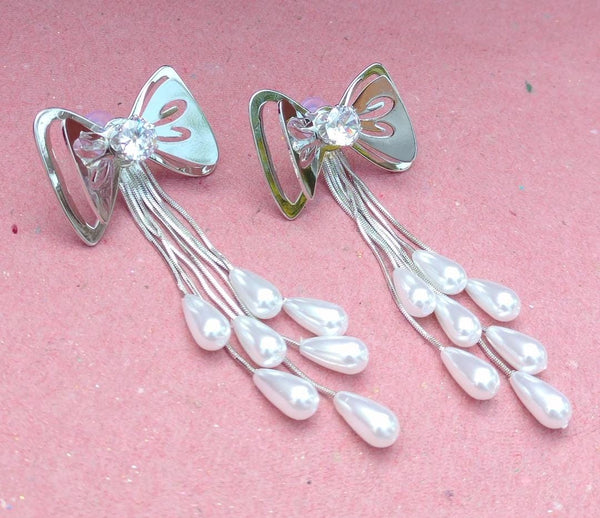 Dancing Bow & Pearl Drops