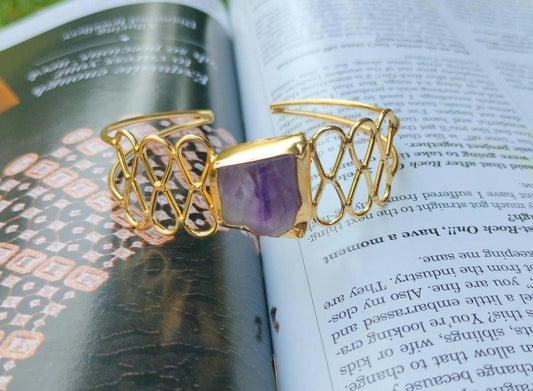 Honeycomb cuff