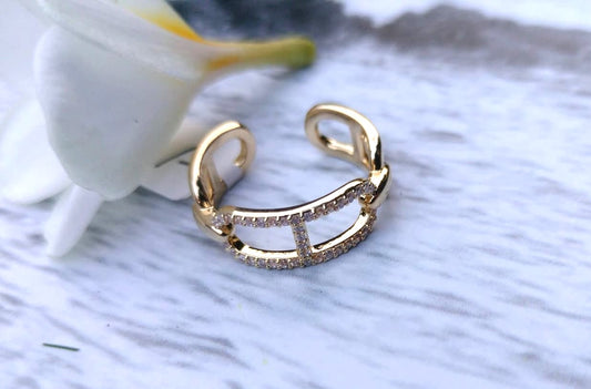 H-Shaped Crystal Ring