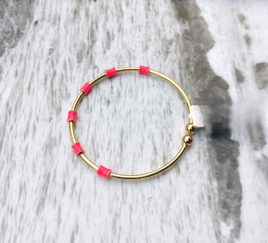 Chic Pink Element Bangle