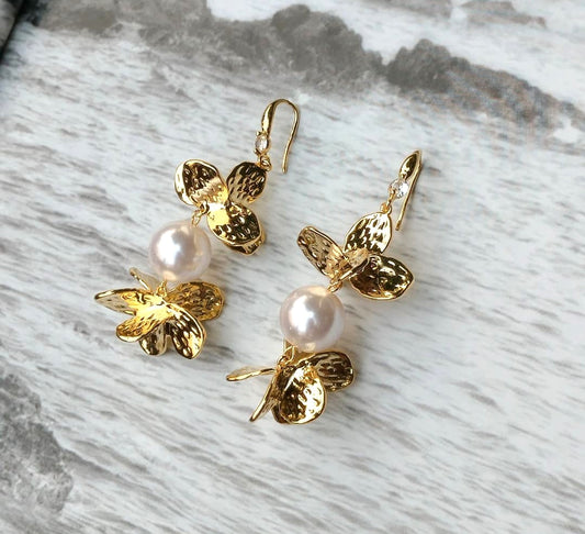 Golden Petal Pearl Drops