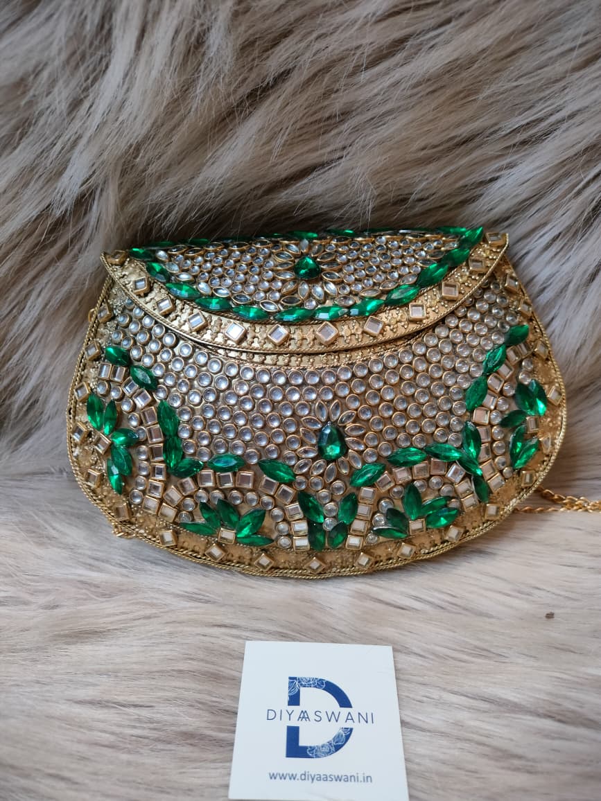Majestic Emerald Crescent