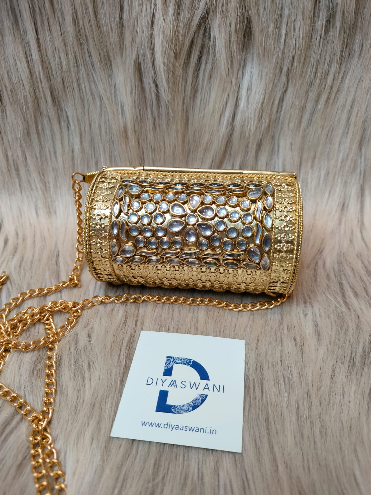 Aafreen Kundan Luxe Clutch