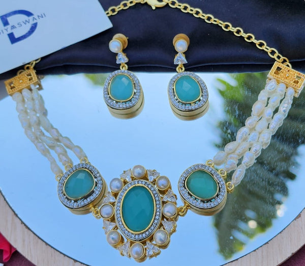 Blue Stone and Pearl Necklace Set