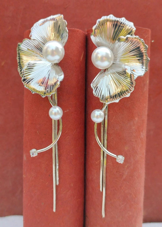 Floral Tassel Pearl Earrings