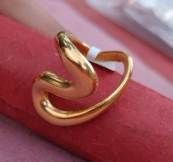 Abstract Gold Swirl Ring