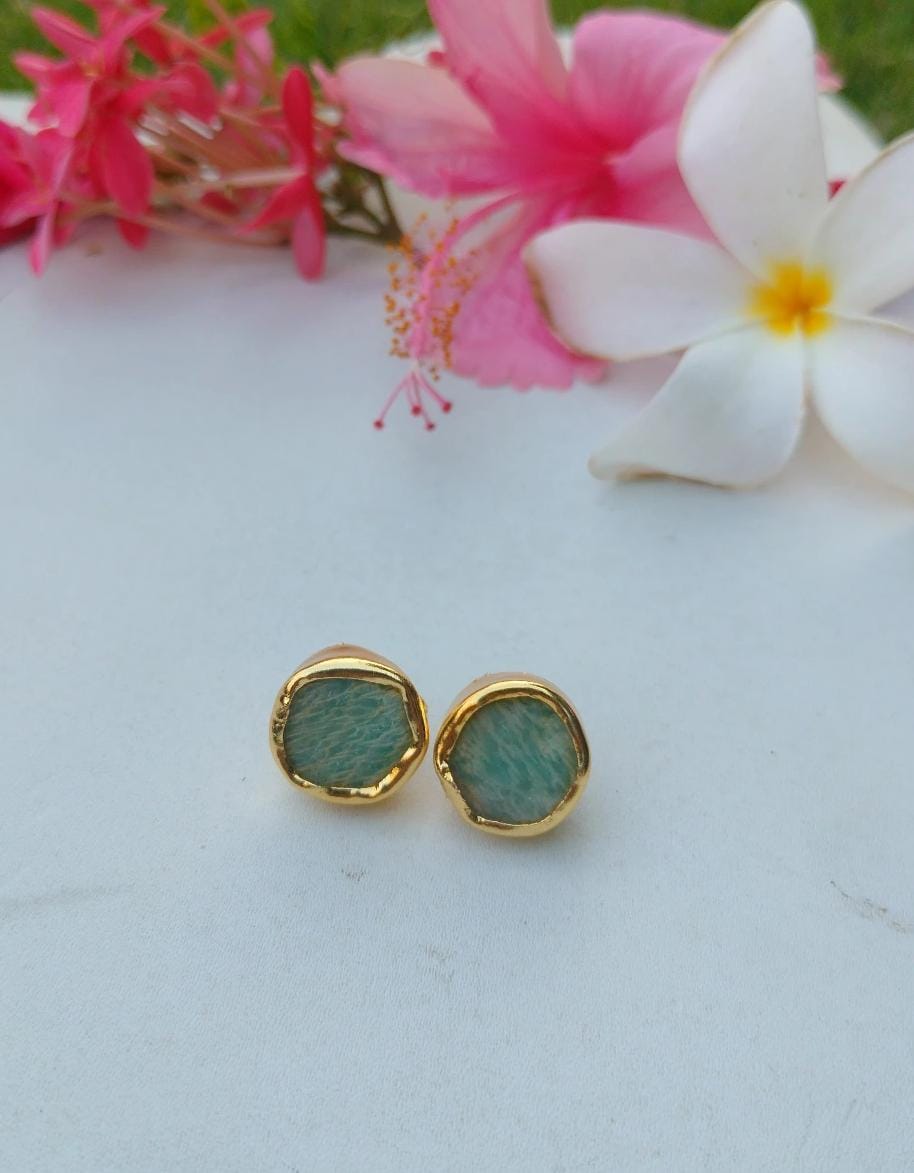 Raw Amazonite Stud