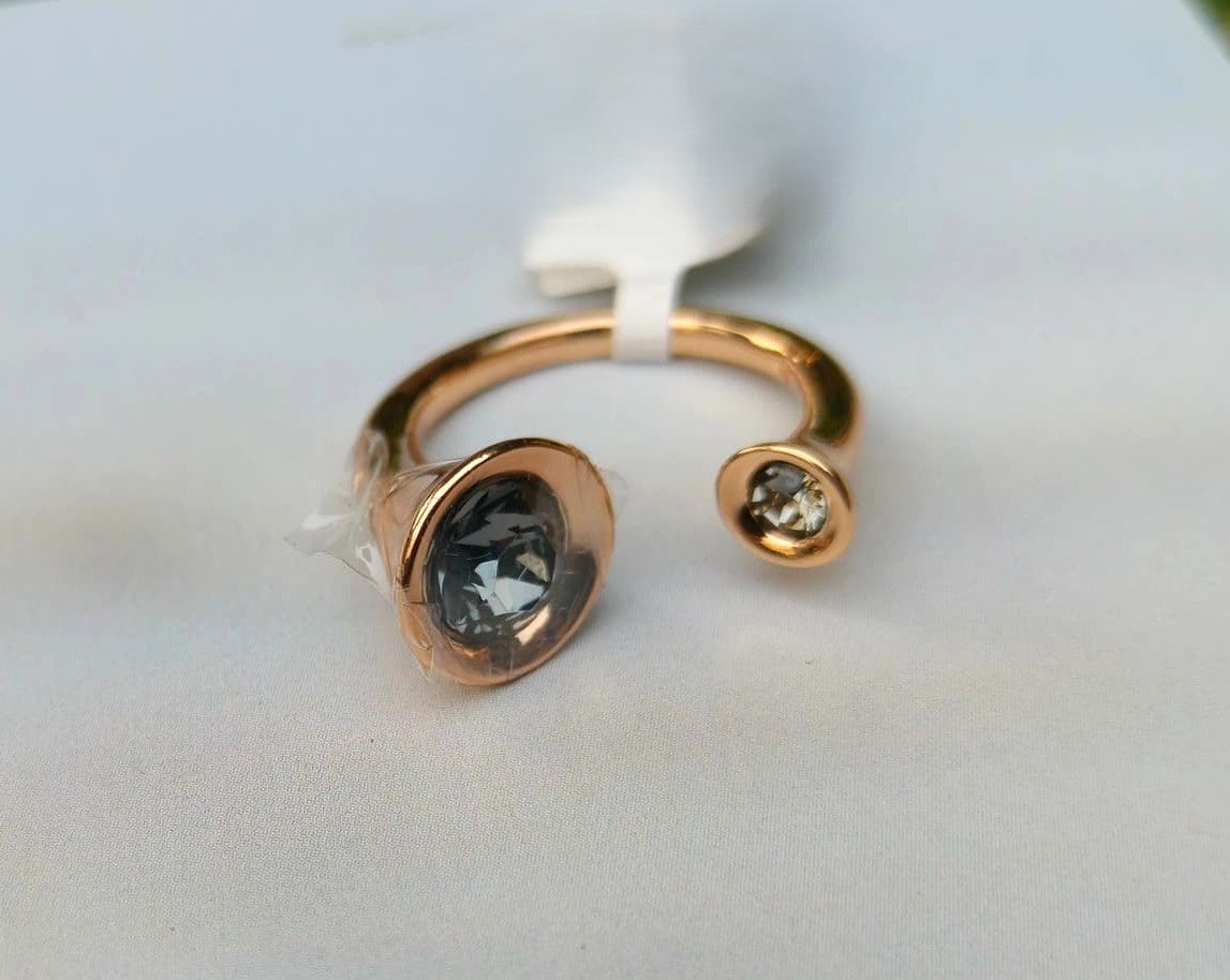 Contemporary Bell-End Ring
