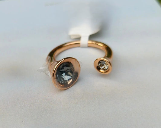 Contemporary Bell-End Ring