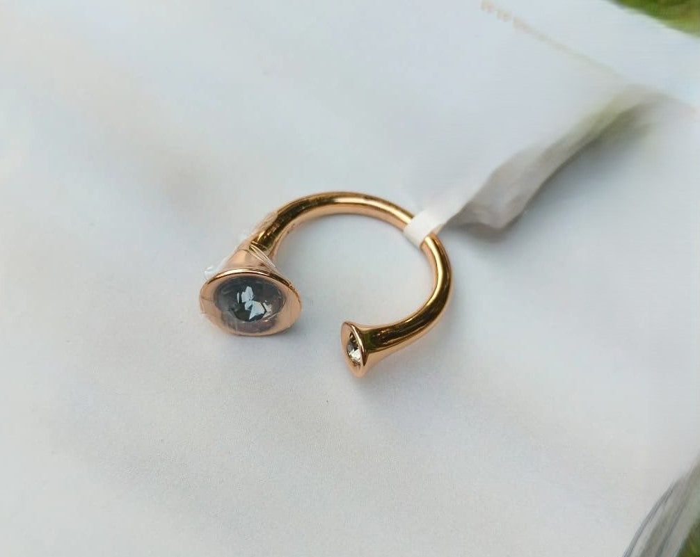 Contemporary Bell-End Ring
