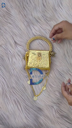 Gold Clutch [mini]