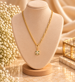 Gold Green Pendant Necklace