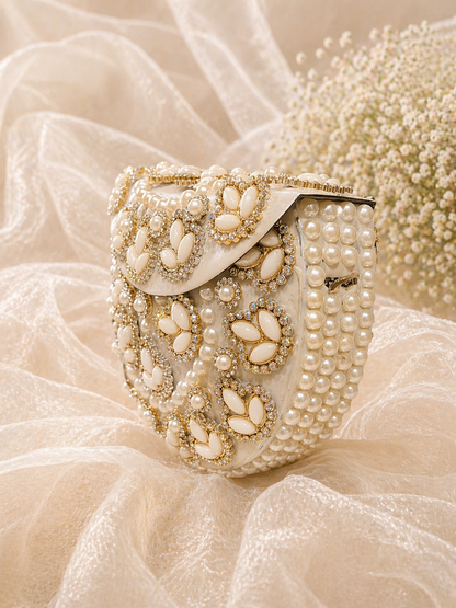 Kundan Pearl Clutch (Medium)