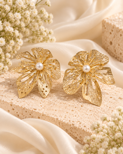 Gold Flower Pearl Earrings