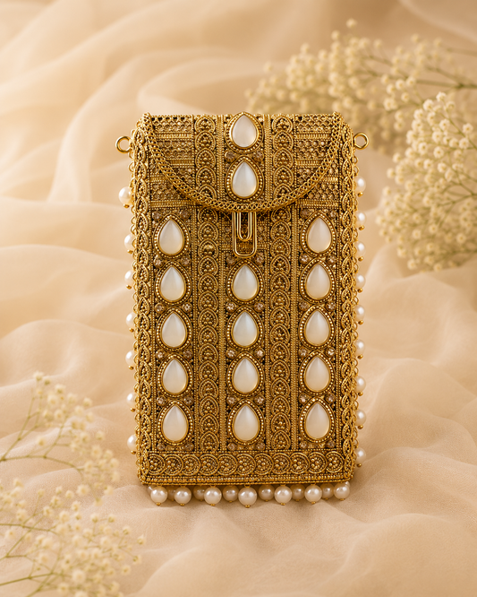 Antique Pearl Tassel Mobile Clutch