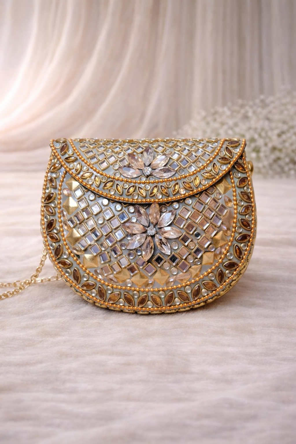 Noor Mahal Kundan Clutch