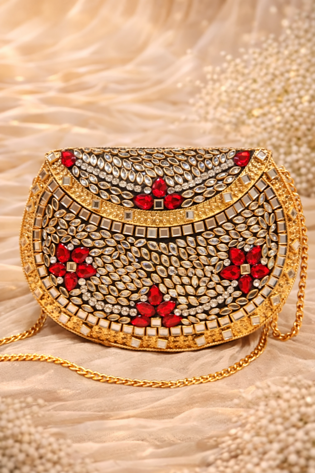 Zyraah Ruby clutch (big)