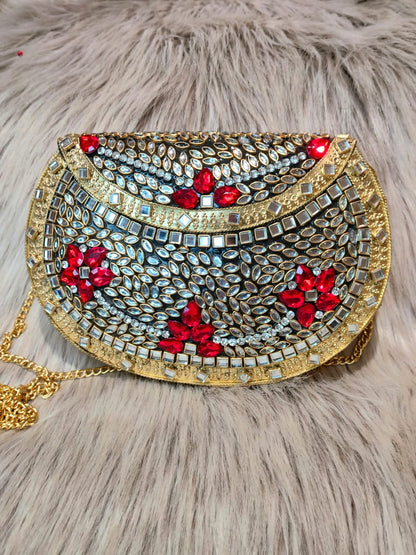 Zyraah Ruby clutch (big)